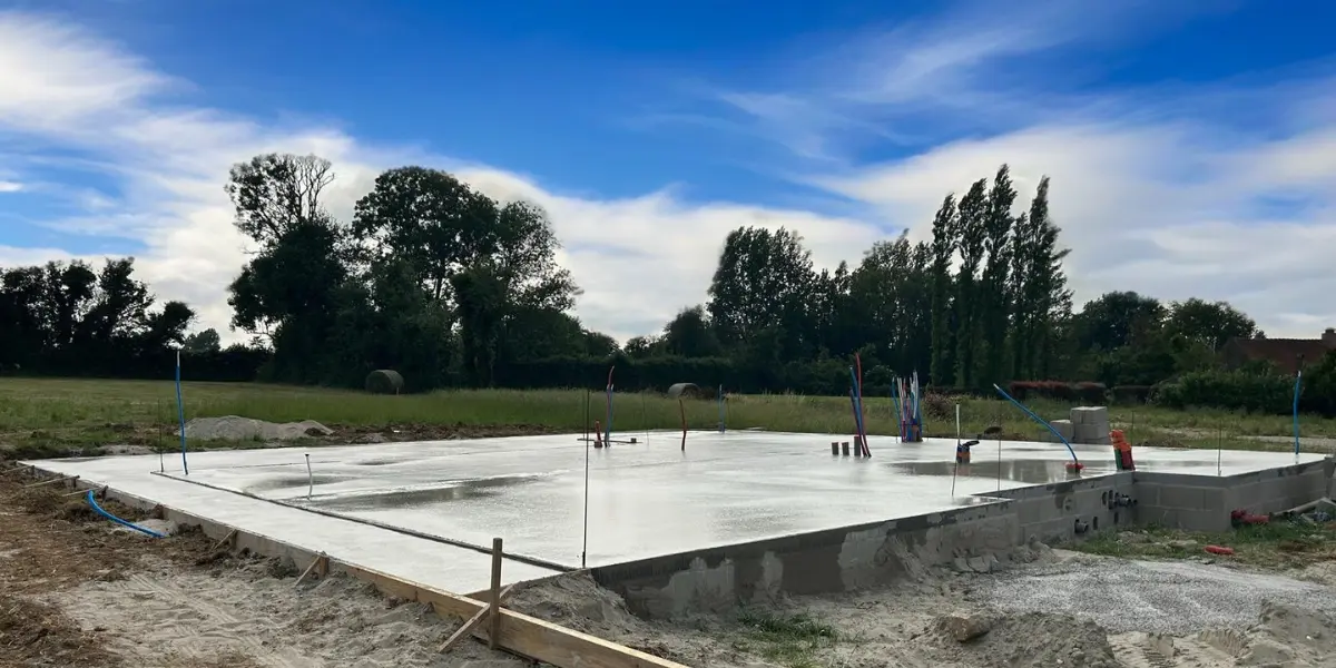 dalle coulée pour une maison individuelle à Alincthun (62)